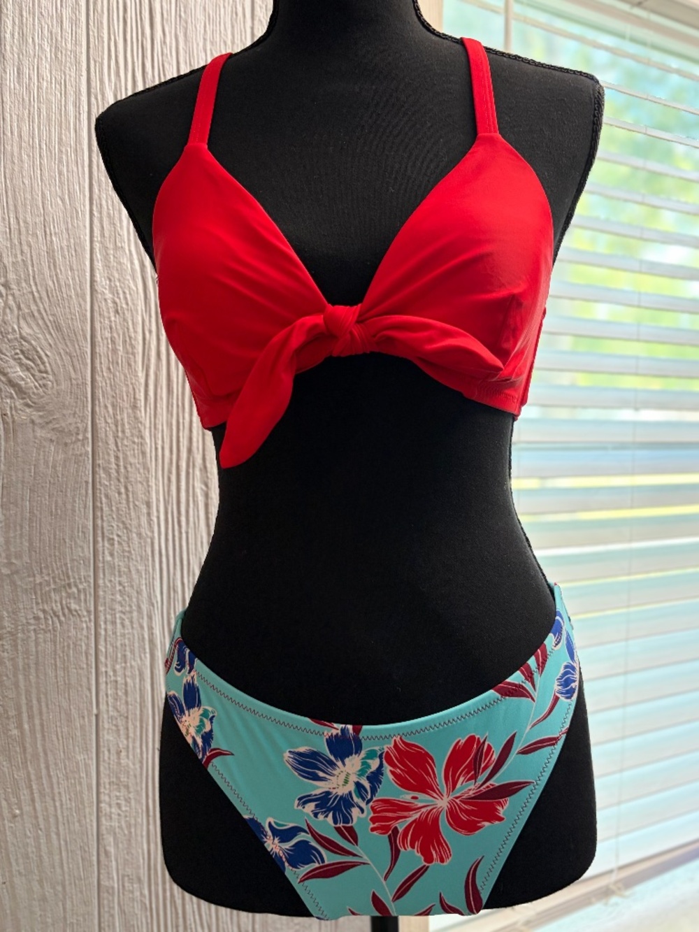 Cupshe Bikini Turquoise Red Tropical Size S New without labels